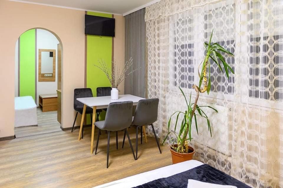 Wandorf 125 Apartman Sopron Eksteriør bilde